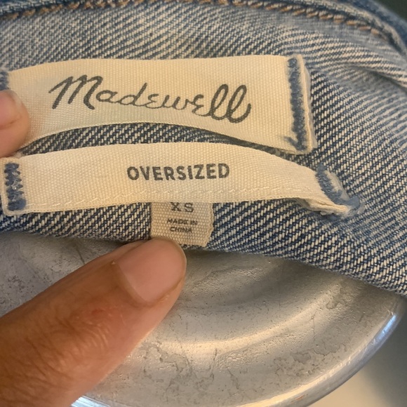 Madewell oversized distressed jean jacket - Picture 5 of 5